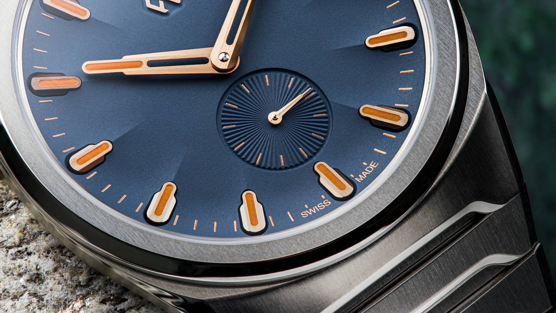 Formex ARIA Manufacture Chronometer — Denso Blue dial close-up